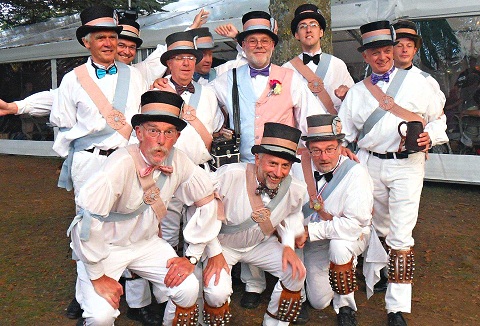 Link to the Kirtlington Morris website