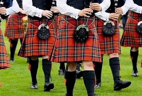 Link to the The Berwickshire Youth Piping & Drumming Foundation website
