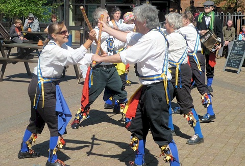 Link to the Weavers Morris Dancers website