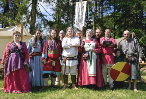 Link to the Vikings of Mercia website