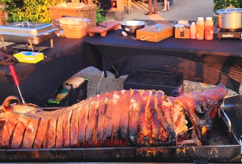 Link to the Grange Hog Roast website